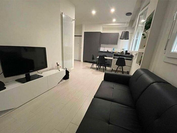 Appartamento trilocale in affitto in Via Francesco de Sanctis, Alberti Bellariva, Firenze