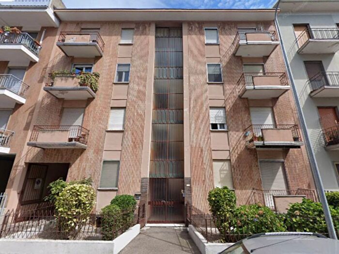 Appartamento trilocale in affitto in Via Podgora, Porta Mortara, Novara