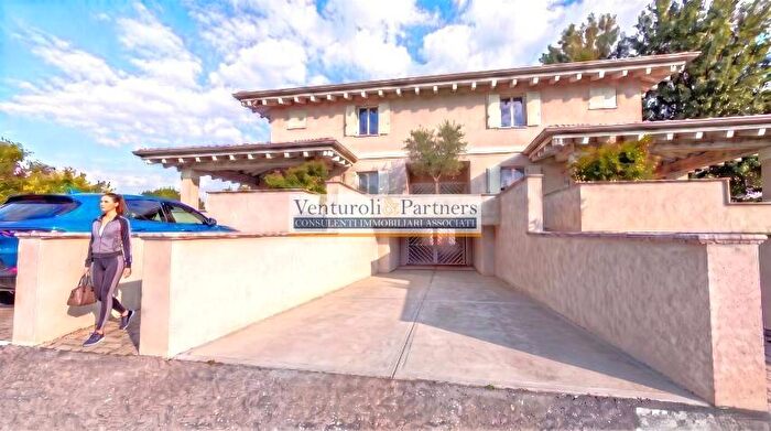 Casa quadrilocale in vendita in Via Giuseppe Mazzini, Piazza, Bedizzole