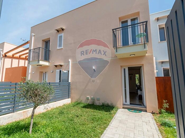 Casa con 5 locali in vendita in Via delle Pomelie, Terrasini