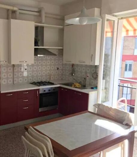 Appartamento quadrilocale in vendita in Ancona Zona Collemarino, Ancona