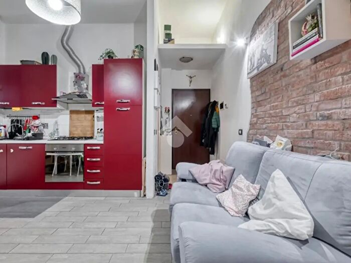 Appartamento bilocale in vendita in Via Lorenzo Costa, Bologna