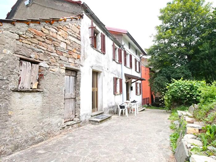 Casa con 10 locali in vendita in Localita Breila, Tornolo