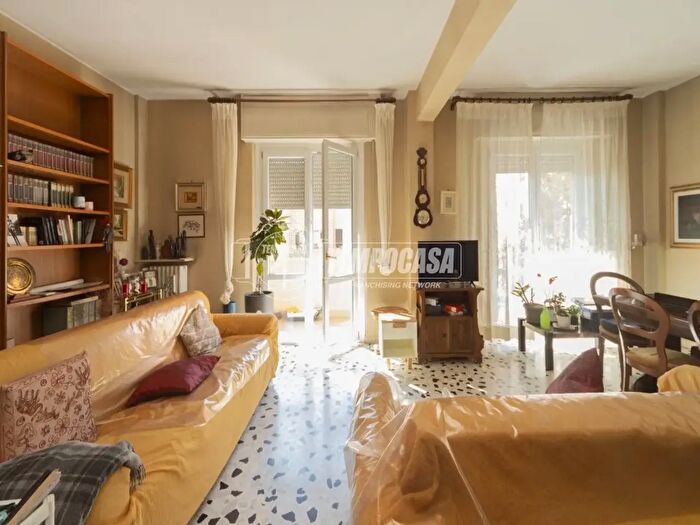 Appartamento trilocale in vendita in Via Antonio Vivaldi, Perugia