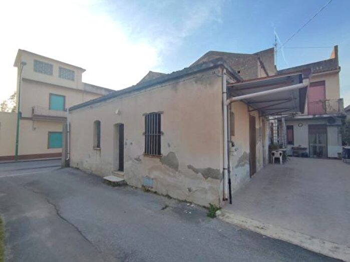 Casa con 5 locali in vendita in Via Ottobre, Torregrotta
