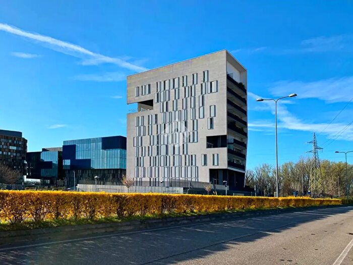 Appartamento trilocale in vendita in Via Cascina Venina, Assago