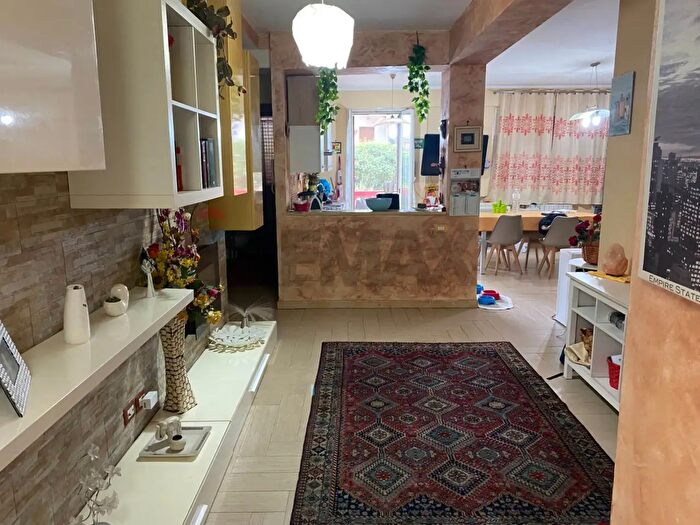 Casa con 6 locali in vendita in Via Sebastiano Catania, Catania