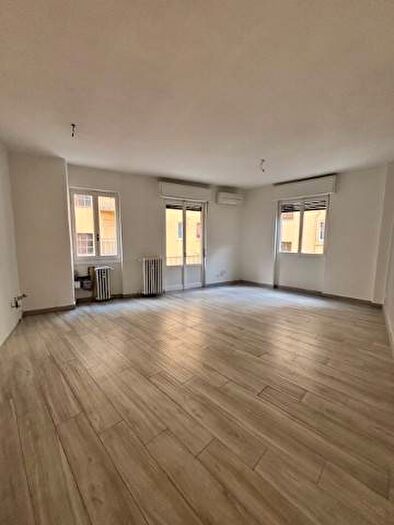 Appartamento bilocale in affitto in Via Pola, Isola, Milano