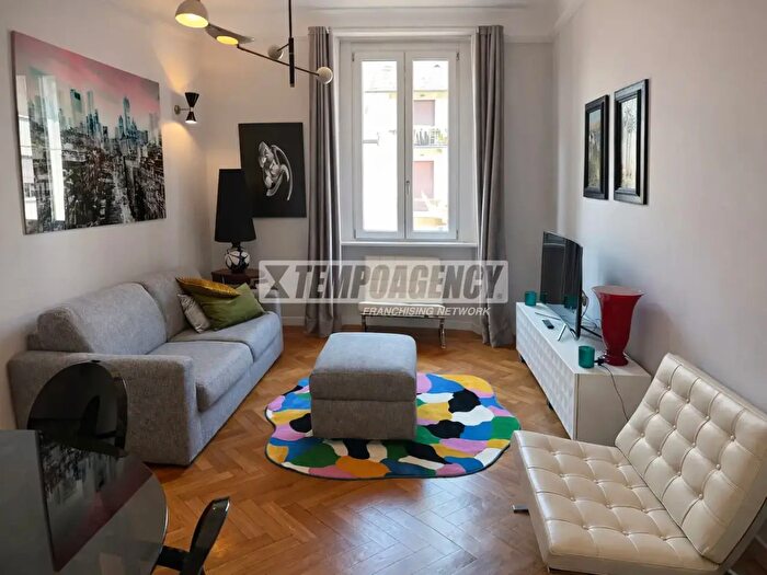 Appartamento trilocale in vendita in Via Marcona, Milano