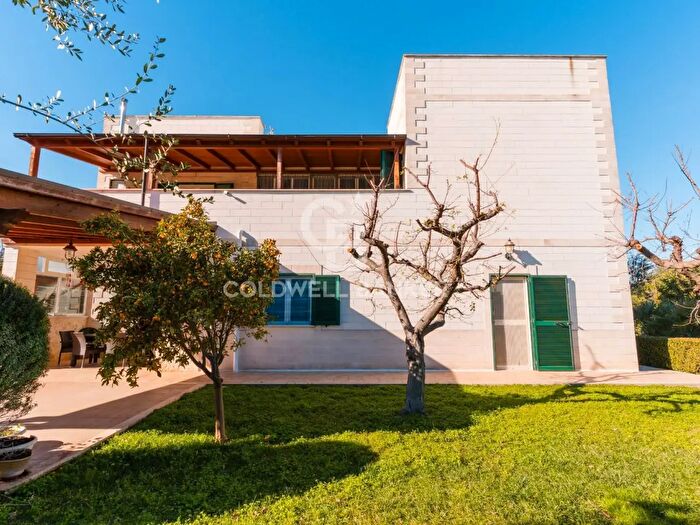Casa con 8 locali in vendita in Residence Borgo Regina, Noicattaro