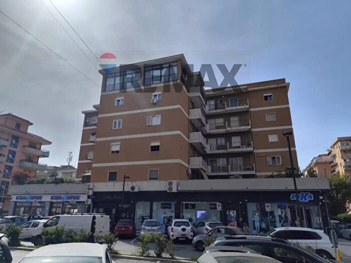 Appartamento bilocale in vendita in Via Pitia, Siracusa
