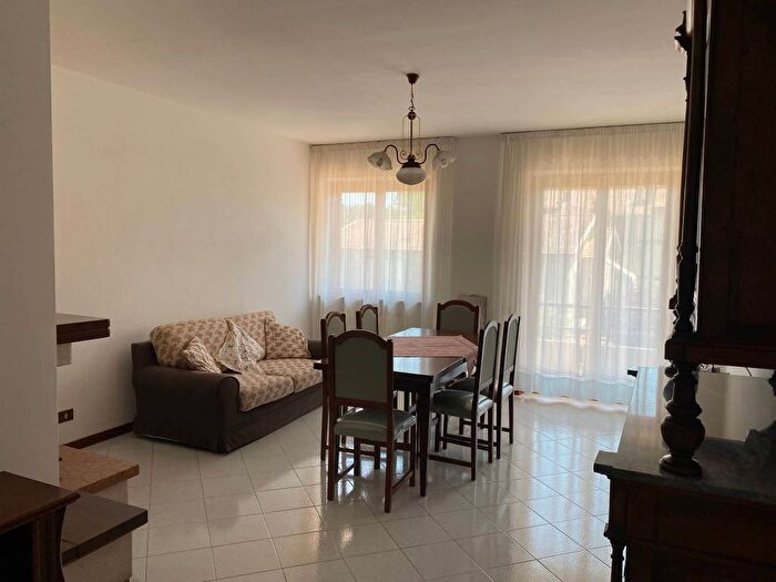 Appartamento con 5 locali in affitto in Strada Provinciale, Centro, Amelia