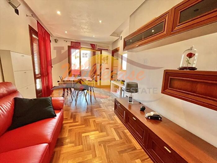 Appartamento trilocale in vendita in Viale Zecchino, Siracusa