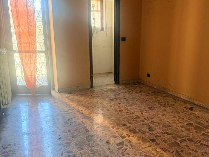 Appartamento trilocale in affitto in Via Guido Reni, Santa Rita, Torino