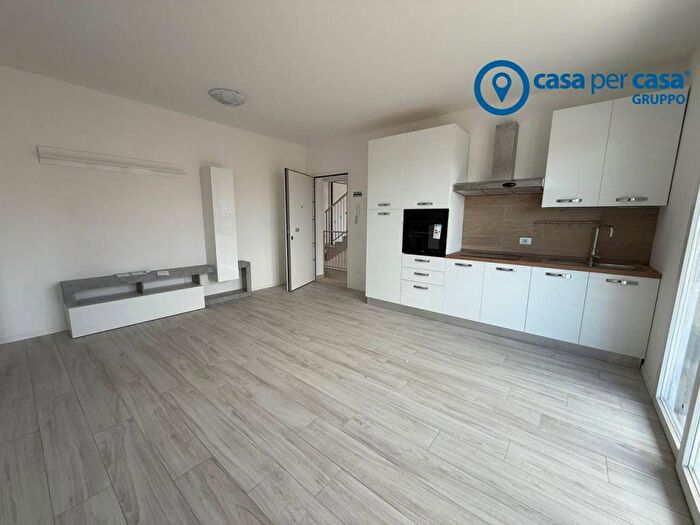 Appartamento bilocale in affitto in Via Portesin, Centro, Porto Viro