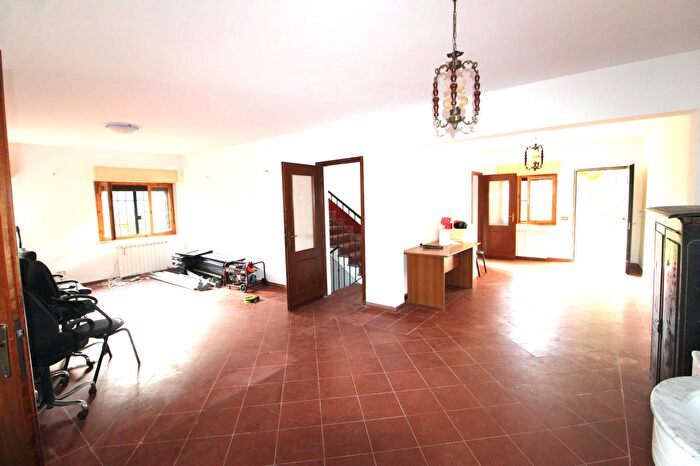 Casa con 5 locali in vendita in Valle del Baccano, Campagnano Di Roma