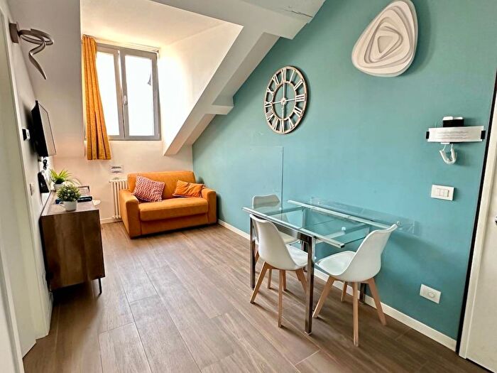 Casa bilocale in affitto in Viale Isonzo, Ripamonti Fondazione Prada, Milano