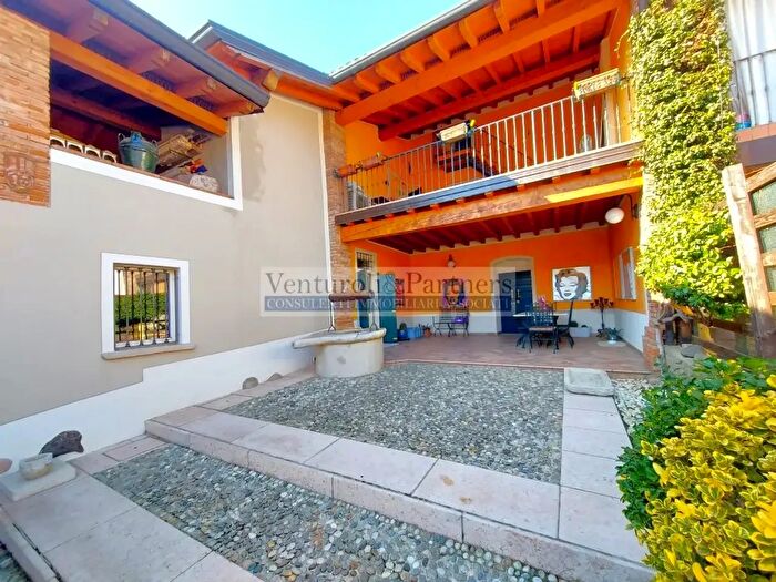 Casa con 5 locali in vendita in Via Verdi, Bedizzole