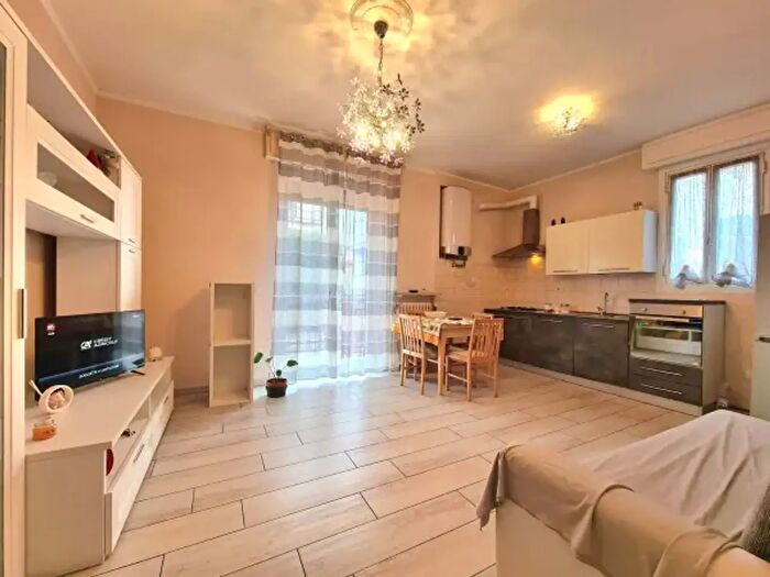 Appartamento bilocale in vendita in Via Maggio, Villa Cortese