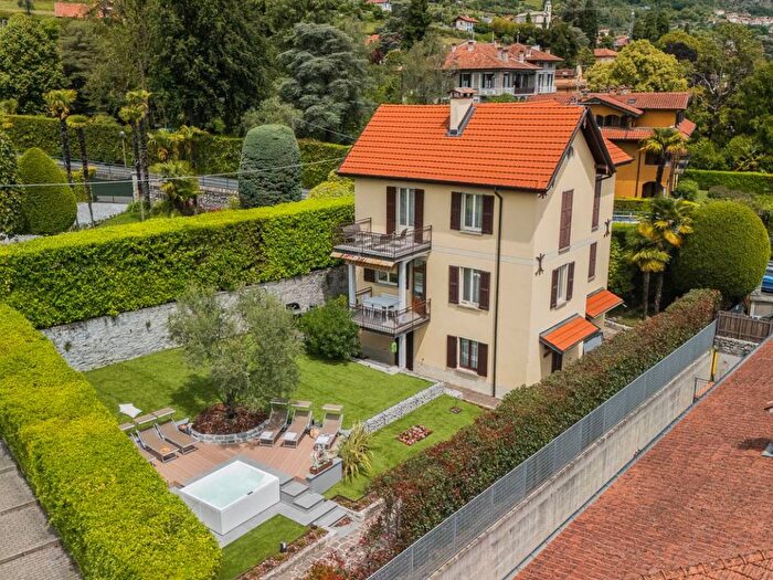 Casa con 5 locali in affitto in Via Lomazzi, Lenno, Tremezzina