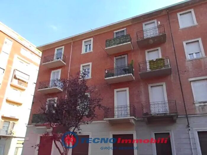 Appartamento con 6 locali in vendita in Via Costantino Nigra, Torino