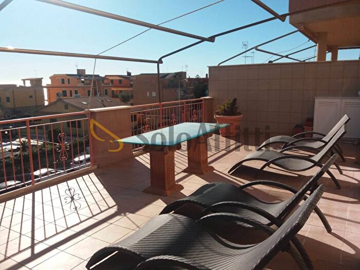 Appartamento bilocale in affitto in Via Arenile di Torre Flavia, Zona Domitilla, Ladispoli