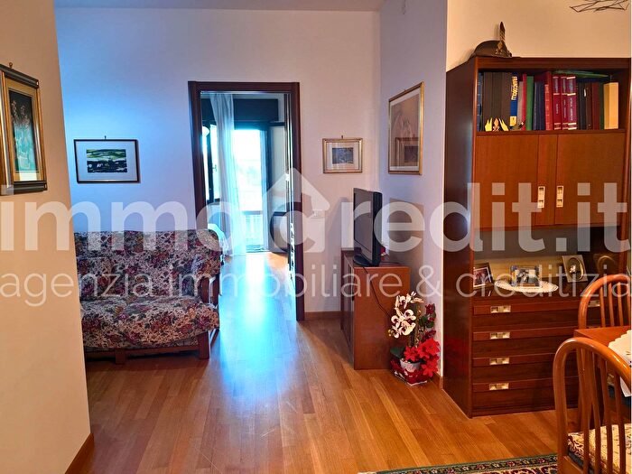 Appartamento trilocale in vendita in Via Divisione Julia, San Dona Di Piave