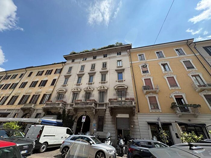 Appartamento bilocale in affitto in Via San Marco, Moscova, Milano