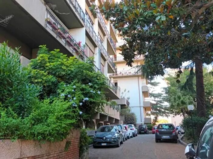 Appartamento quadrilocale in affitto in Viale Regina Margherita, Messina
