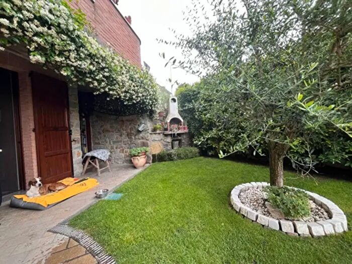 Casa con 6 locali in vendita in Via Sinistra Guerro, Castelvetro Di Modena