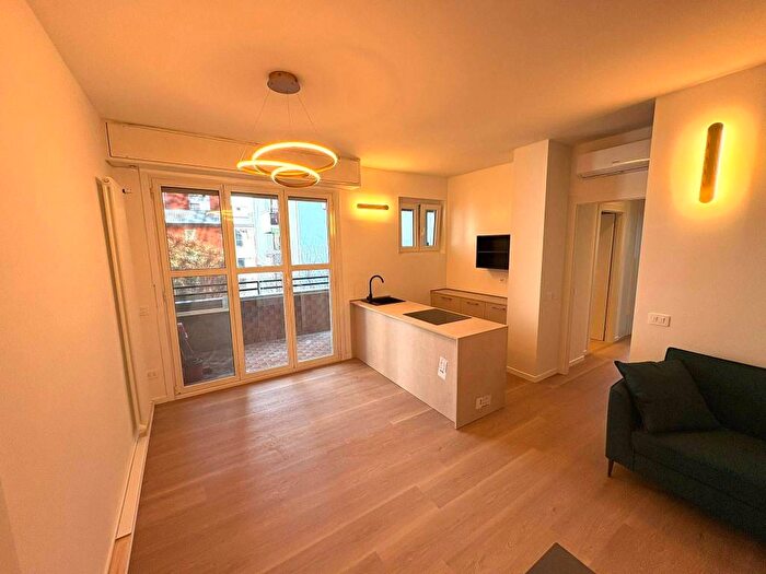 Appartamento bilocale in affitto in Via Giambellino, Giambellino, Milano