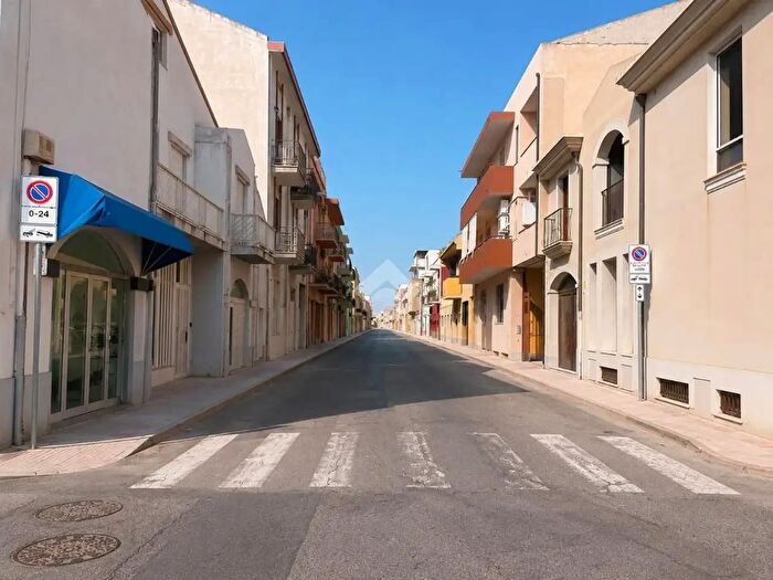 Appartamento trilocale in vendita in Via Santa Maria Chiara, Cagliari