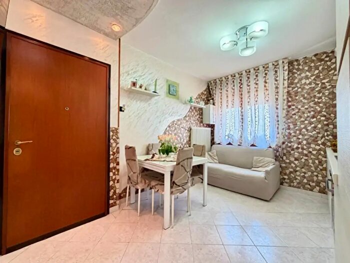 Appartamento trilocale in vendita in Via Cristoforo Colombo, Chioggia