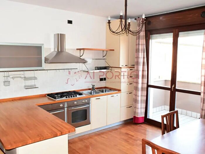 Appartamento quadrilocale in affitto in Via Longhena, Piove Di Sacco