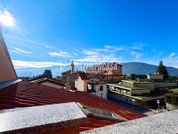 Appartamento trilocale in vendita in Calolziocorte