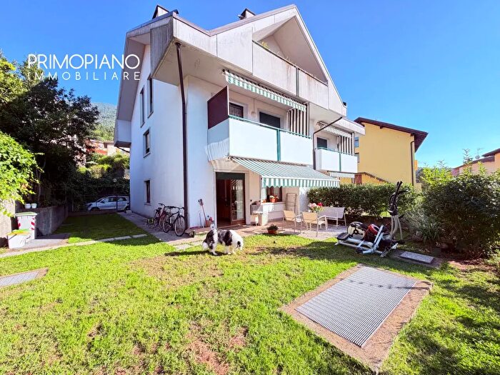 Appartamento trilocale in vendita in Via della Villa, Trento
