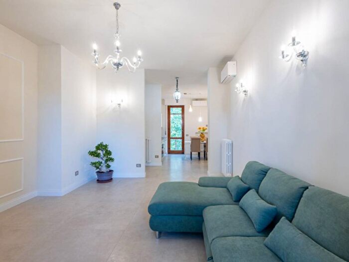 Appartamento quadrilocale in affitto in Via del Campofiore, Beccaria Colombo, Firenze