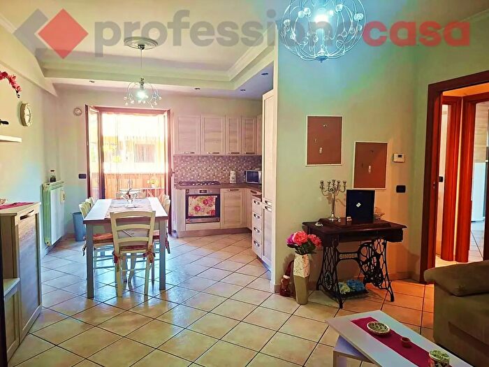 Appartamento trilocale in vendita in Via Leonardo, Piedimonte San Germano