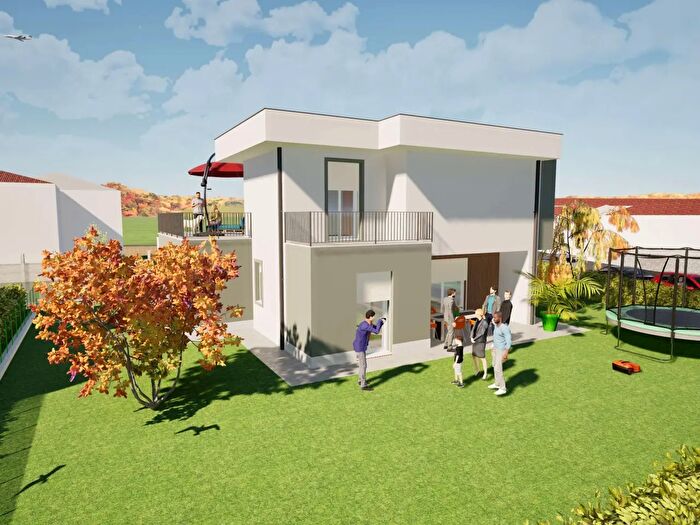 Casa con 6 locali in vendita in Via Macchi, Varese