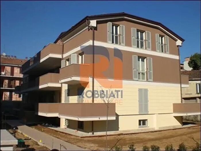 Appartamento trilocale in affitto in Via a da Fossano, Pavia