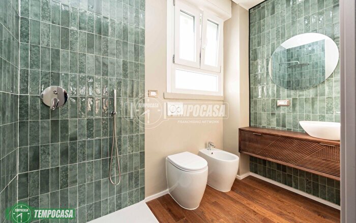 Appartamento trilocale in vendita in Via Privata Golfo degli Aranci, Milano