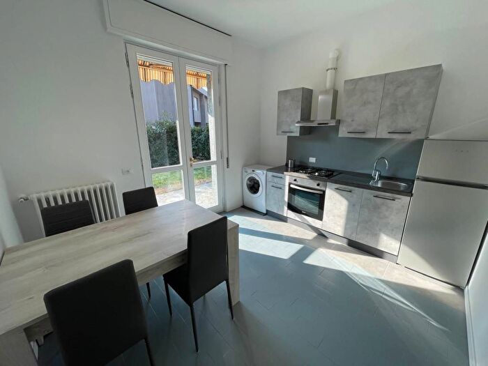 Appartamento bilocale in affitto in Via alla Zocca, Albate Muggiò, Como