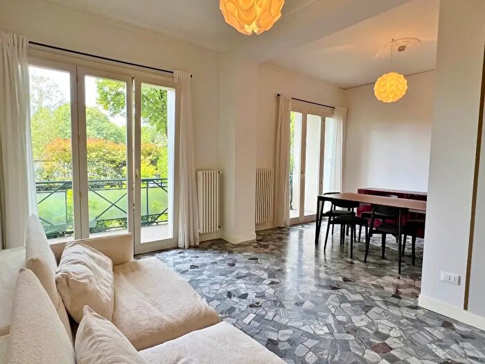 Appartamento trilocale in affitto in Contrà della Piarda, Vicenza