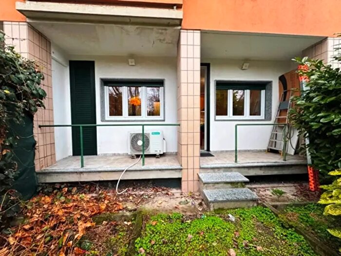 Appartamento trilocale in affitto in Via Giuseppe Pogatschnig, Milano