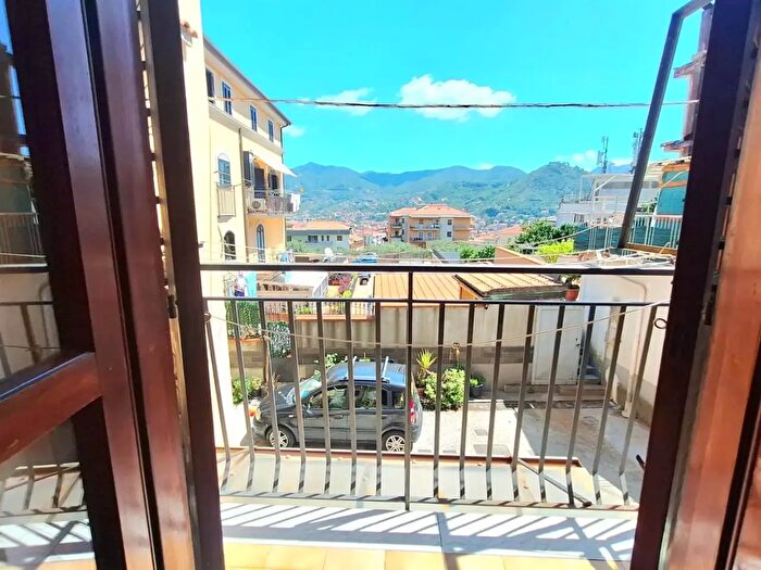 Appartamento con 5 locali in vendita in Cava De' Tirreni