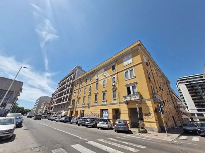 Appartamento trilocale in vendita in Via Temo, Cagliari