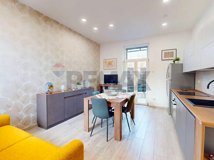 Appartamento bilocale in vendita in Via Diaz, Vimercate