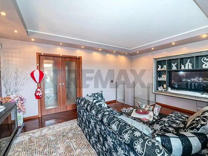 Appartamento con 7 locali in vendita in Via Siracusa, San Gregorio Di Catania