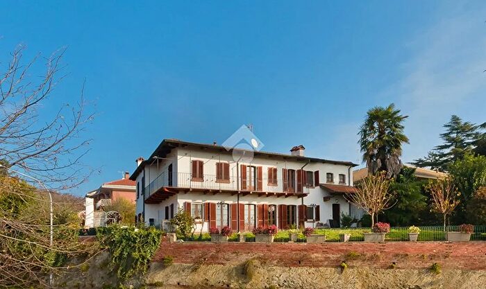 Casa con 8 locali in vendita in Strada Eremo, Pecetto Torinese