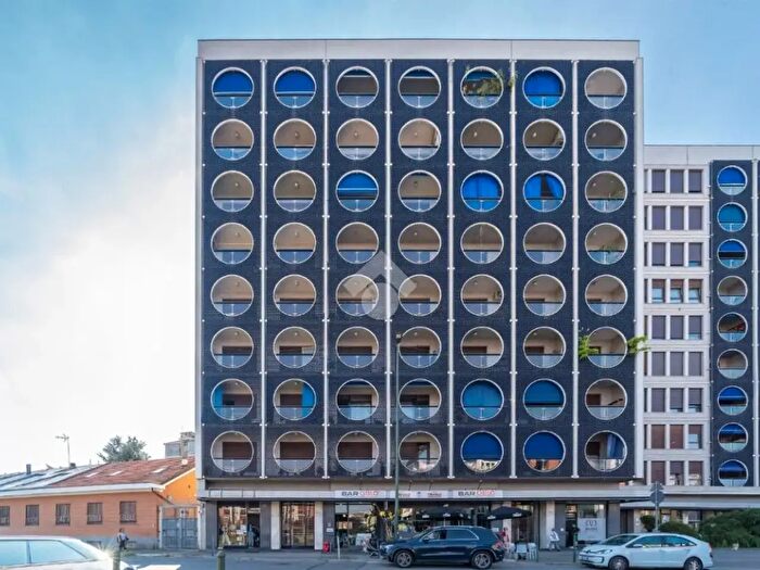 Appartamento trilocale in vendita in Corso Francia, Torino